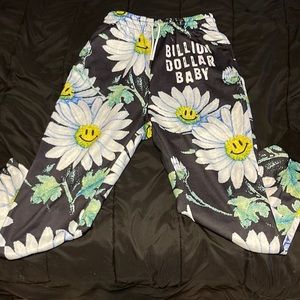 Billion Dollar Baby, size large